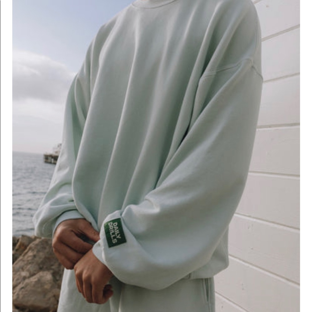 Daily Drills Unisex Oversized Crew in Surf